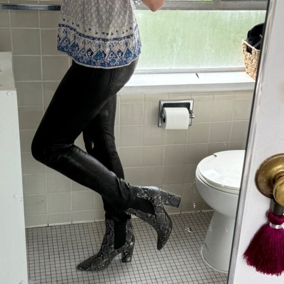 Frame Atelier Le Skinny de Jeanne Leather Black Pants 26 - Picture 1 of 2